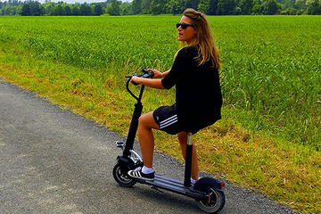 1-Hour Bordeaux Electric Scooter Tour