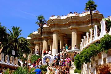 Barcelona Shore Excursion:Skip the Line Sagrada Familia, Park Guell & La Pedrera