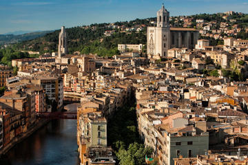 Private Tour: Girona, Pals and Peratallada Medieval Towns from Barcelona