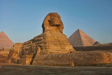 Tour to Cairo and the Pyramids from Hurghada by Private Vehicle
