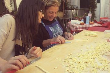 Bari Private Rickshaw Tour with Pasta Class