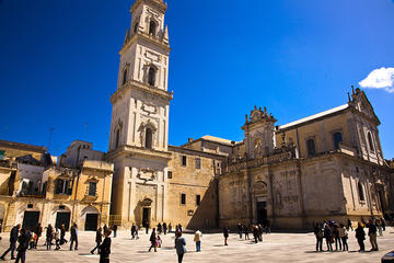 Lecce Walking Tour with Papier-Mâché Workshop