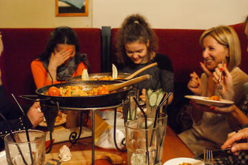 ST PETERSBURG FOOD AND PARTY EVENING TOUR