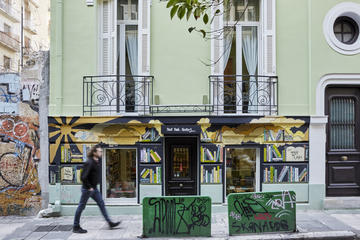 Athens Neighbourhood Small Group Walking Tour