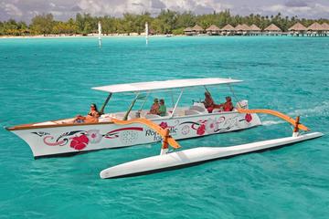 Small-Group Bora Bora Snorkel Cruise by Traditional Polynesian Outrigger Canoe with BBQ Island Lunch