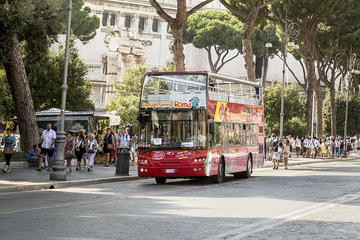 Domitilla Catacombs and Rome Hop on Hop Off Tour