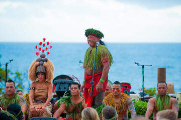 Chief's Luau at Wet'n'Wild Hawaii