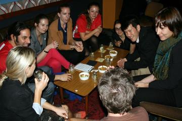 Eat, Drink and Walk Tour of Sydney with a Local Guide