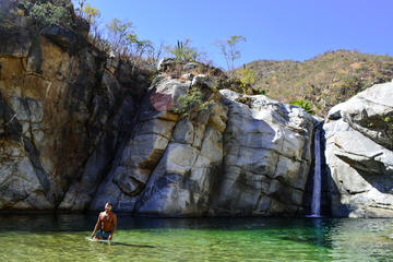 hiking at fox canyon
