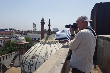 Old Delhi - Hidden Gems Tour on Luxury Rickshaws with Audio Headsets