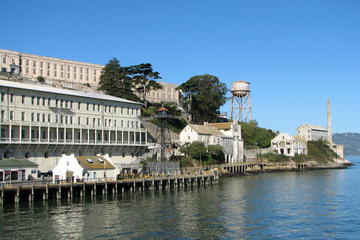 San Francisco's National Treasures Tour: Alcatraz and Muir Woods plus Madame Tussaud or the Dungeon