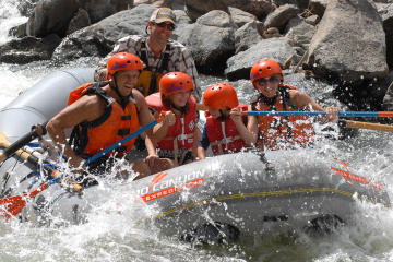 Bighorn Sheep Canyon 6-Hour Whitewater Experience with Lunch