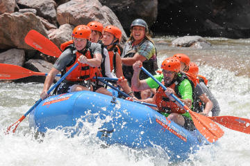 Royal Gorge 6-Hour Rafting Experience