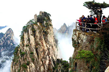 3-Day Private Traditional Culture Experience and Mount Huangshan Tour