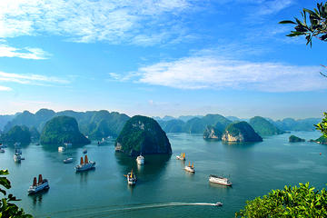 7-Day Hanoi & Ho Chi Minh Tour with Halong Bay Cruise