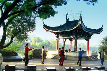 Guilin Essence and Lifestyle Walking Day Tour