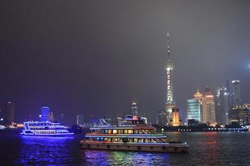 Private Night Tour: Huangpu River Cruise, The Bund, and Nanjing Road