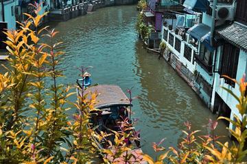 Private Tour: Zhujiajiao Water Town and Qibao Ancient Town from Shanghai