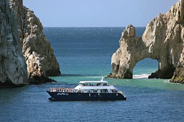 Sunset Dinner Cruise in Los Cabos