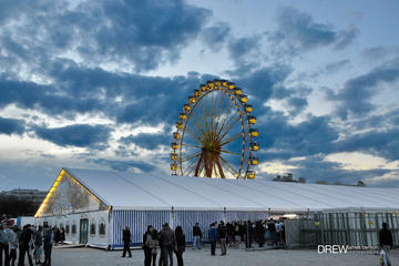 Munich Spring Festival: Historical Theresienwiese Tour and Reserved Tent Table Including Bavarian Meal