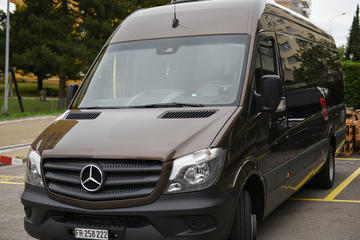 Private Arrival Transfer: Zurich Airport to Andermatt