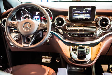 Private Transfer from Zurich Airport to Winterthur