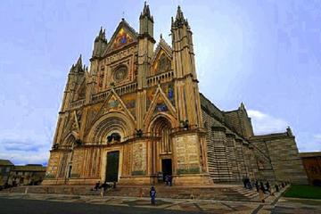 Florence to Rome luxury transfer with Assisi & Orvieto tour and light lunch
