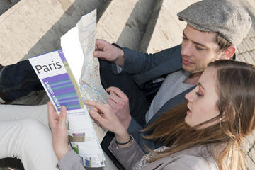 Paris Museum Pass and Seine River Cruise Including Delivery to Your Hotel
