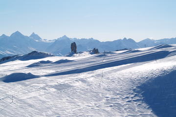 Riviera Col du Pillon & Glacier 3000: High Level Experience in the Swiss Alps