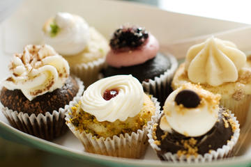 Santa Barbara Cupcake and Wine Tour