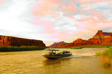 Sunset Jetboat Ride with Dinner on the Colorado River