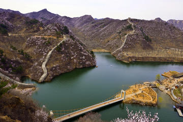 Mutianyu and Huanghuacheng Great Wall Private Tour with English Speaking Driver
