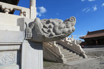 Private Day Trip to Eastern Qing Tombs with English speaking driver