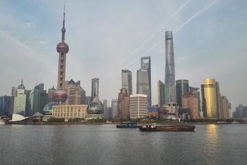 2-Hour Private Walking Tour of Bund including Ferry Ride