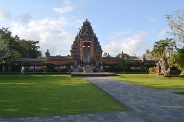 Bali Half-Day Tanah Lot Sunset Tour