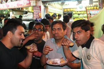 Private Bengaluru Food Walking Tour with Dinner