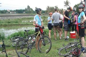 4-Day Bike Tour from Hue to Hoi An Ancient Town Including My Son Sanctuary