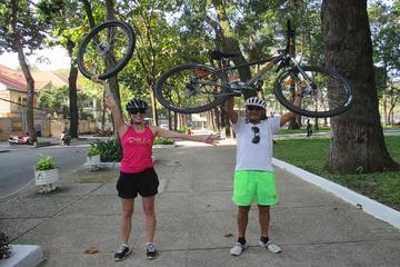 Bike Tour of Ho Chi Minh City Including Lunch