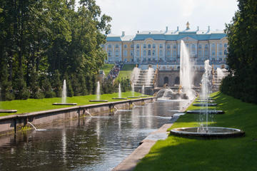 Private Shore Excursion: Tuesday's Best 1-Day Visa-Free Tour