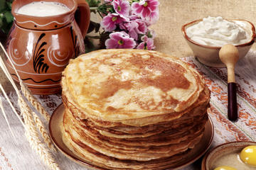 St.Petersburg: Meal with a Russian Family
