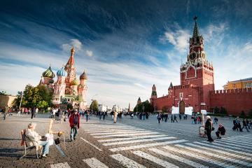 St Petersburg Shore Excursion: Visa-Free Moscow Private Day Tour from St Petersburg