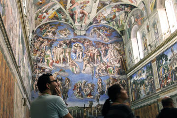 Early Morning Vatican Small-Group Tour