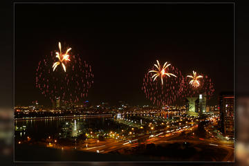 New Year's Eve Boat Tour in Dubai Celebrating 2018