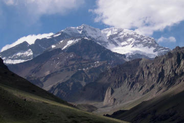 4-Day Mount Aconcagua Trekking Tour to Plaza Francia from Mendoza
