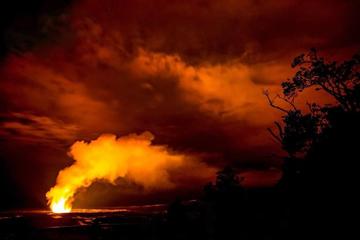 Small Group Tour: Deluxe Volcano Experience with Restaurant Dinner