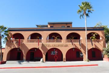 Todos Santos and Pescadero Combo Tour from Los Cabos: City Sightseeing and Shopping