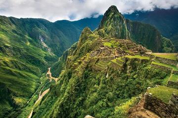 Inca Trail 2 Days to Machupicchu Citadel with Vistadome Train with 3 stars Hotel