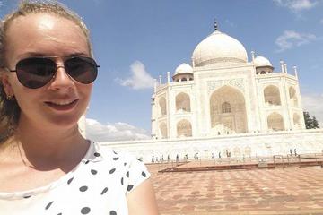 Small Group Tour: Same Day Trip to Agra from Delhi
