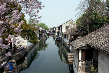 Private Day Tour of Zhouzhuang Water Town from Shanghai