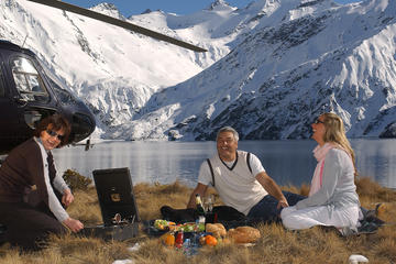 The Ultimate Milford Sound Experience by Helicopter from Queenstown